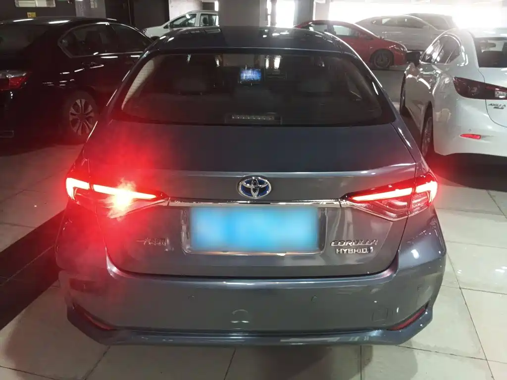 Toyota Corolla - фото 4