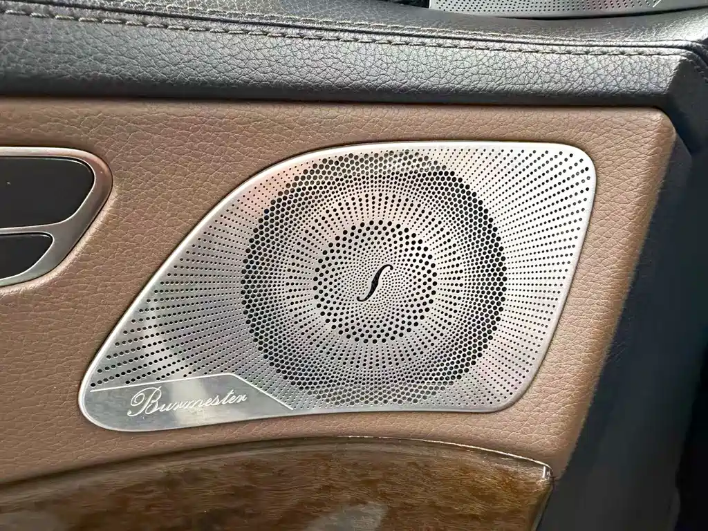 Mercedes-Benz S-Class — миниатюра 14