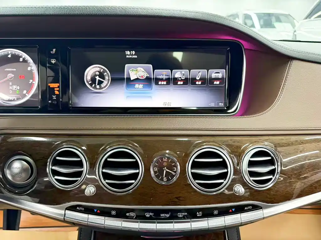 Mercedes-Benz S-Class — миниатюра 19