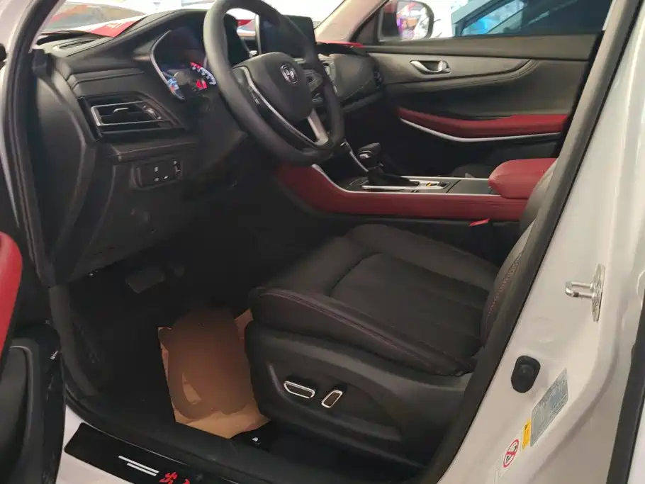 Changan CS75 — миниатюра 9