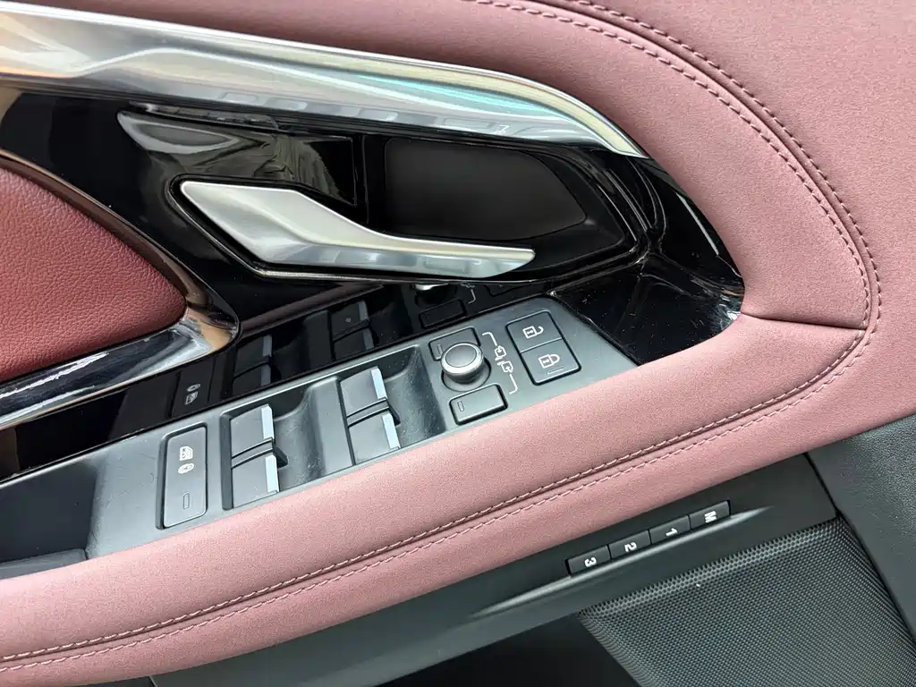 Land Rover Evoque — миниатюра 13