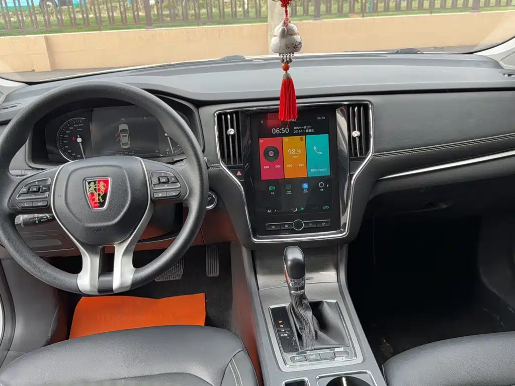 Roewe i6 Classic — миниатюра 12