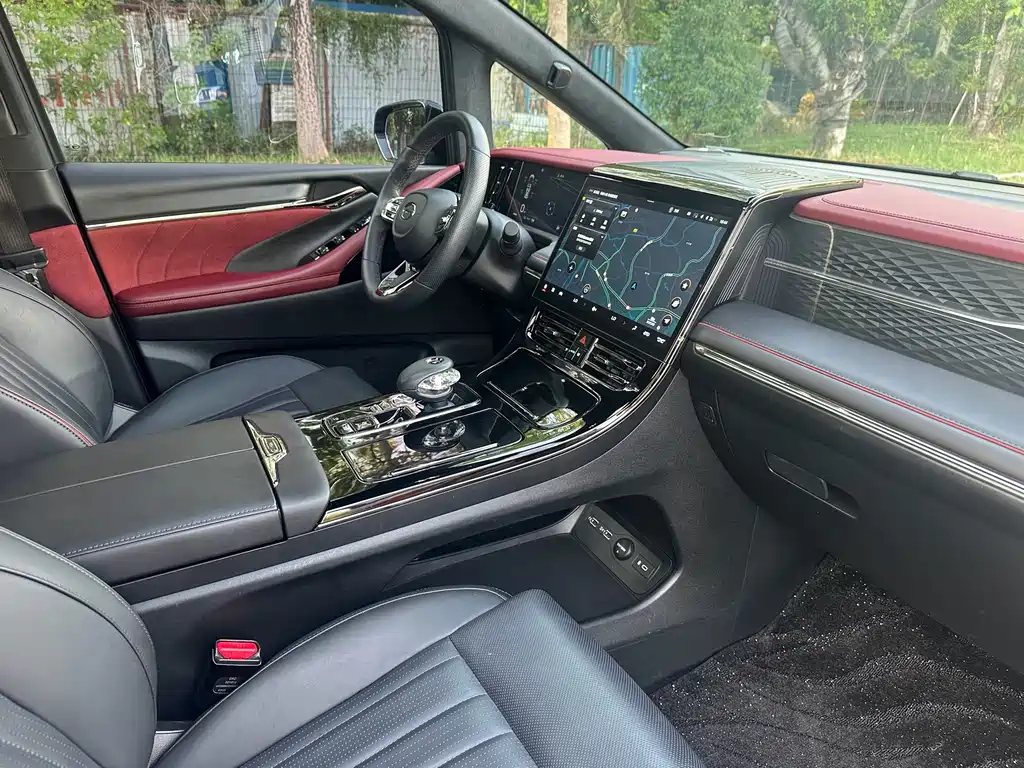 GAC Trumpchi M8 2023 — фото 16