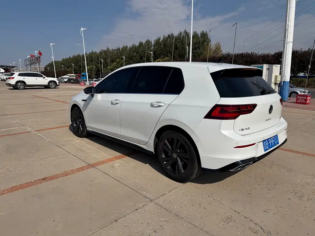 Volkswagen Golf — миниатюра 6