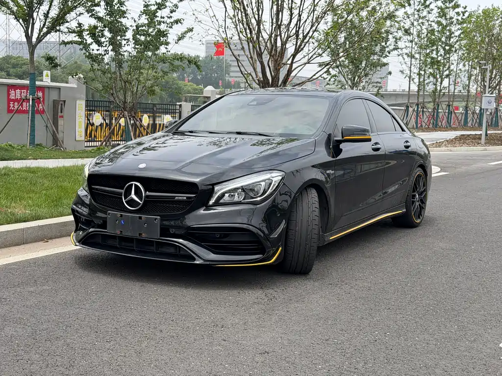 Купить Mercedes-Benz CLA AMG