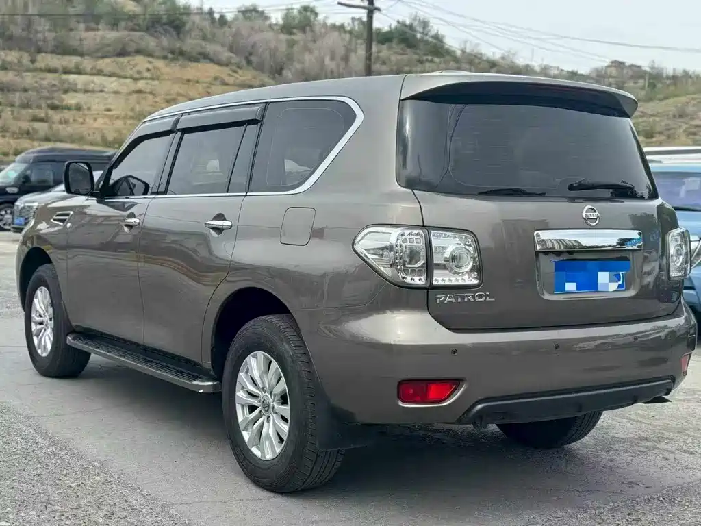 Nissan Patrol 2018 5.6L