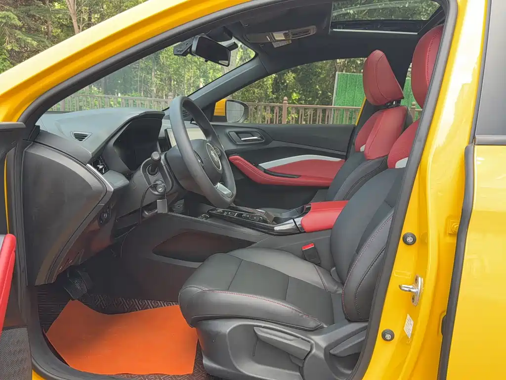 MG MG5 — миниатюра 9
