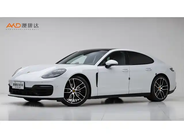 PORSCHE PANAMERA 2024