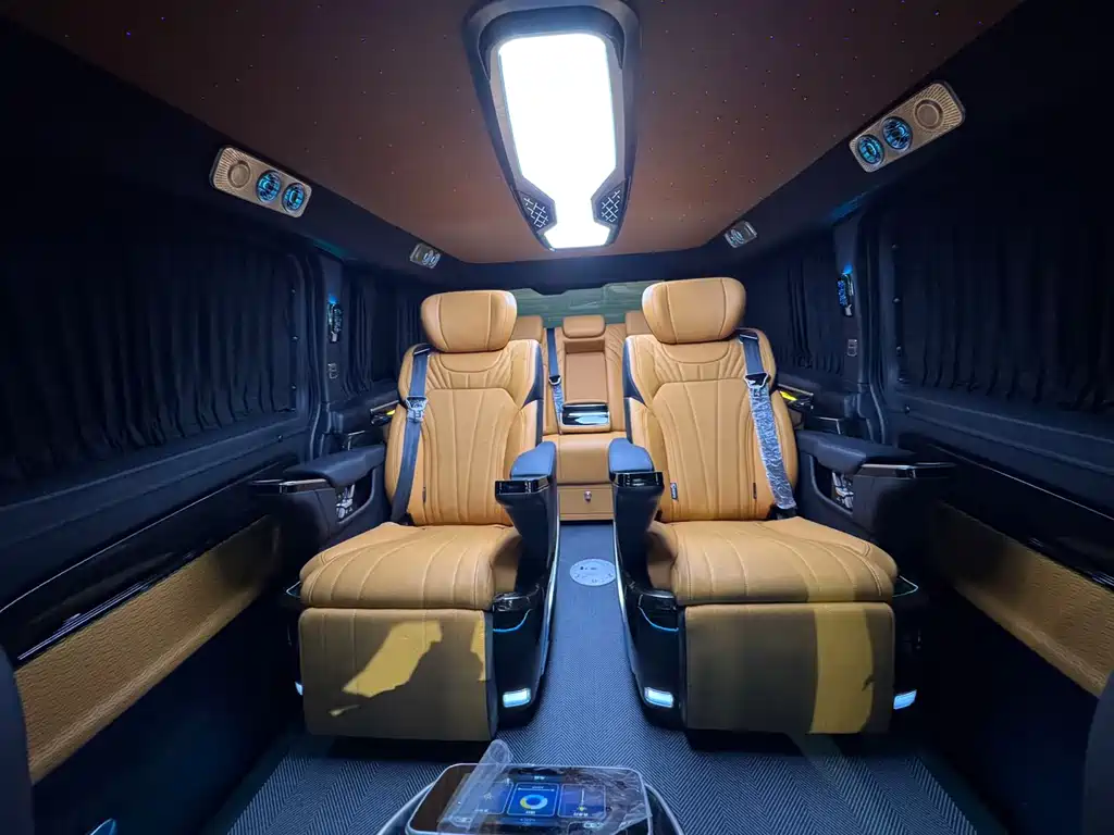 Toyota HiAce 2026 3.5L AT