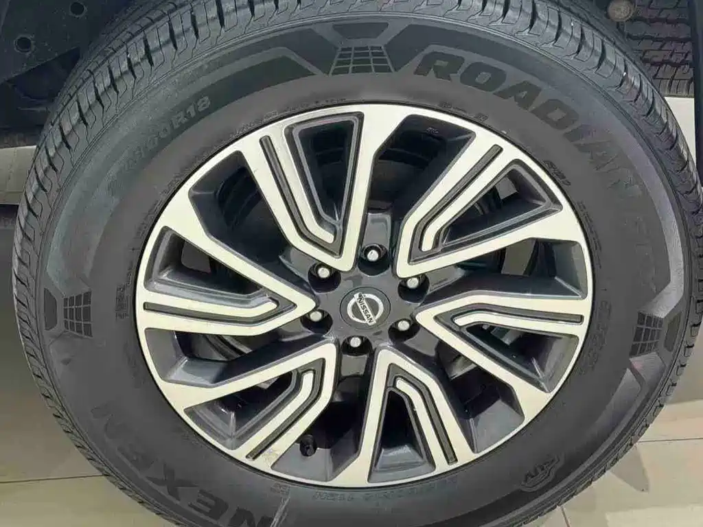 Nissan Terra 2020 2.5L XL Upper 4WD AT Luxury