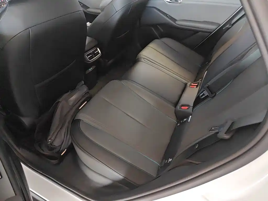 BYD Qin L — миниатюра 17