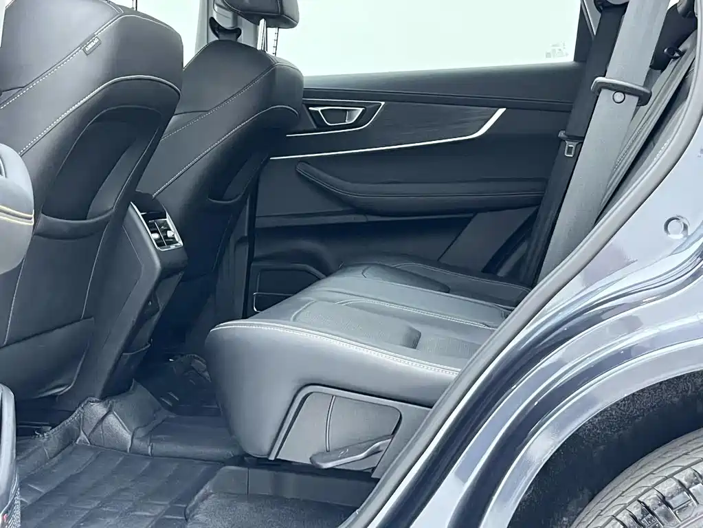 Chery Tiggo 8 — миниатюра 3