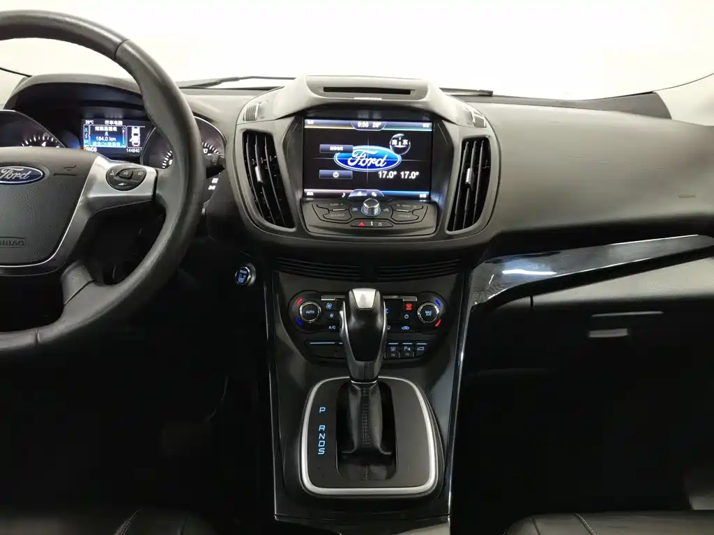 Ford Kuga — миниатюра 12