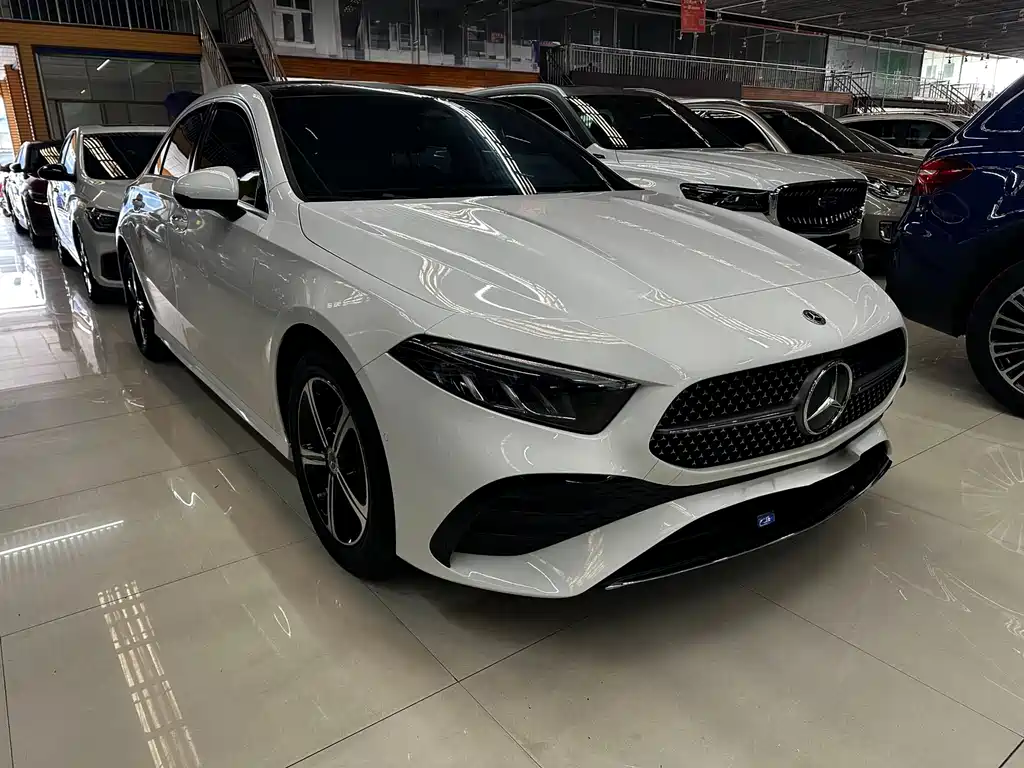 MERCEDES-BENZ A CLASS