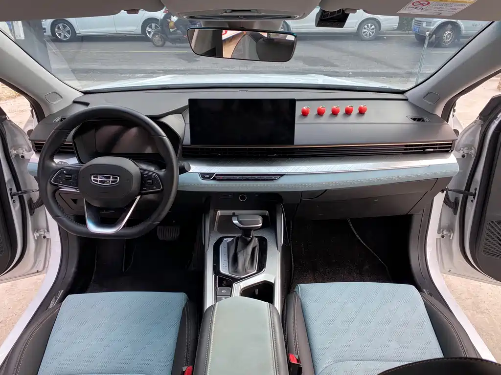 Geely Emgrand L — миниатюра 13