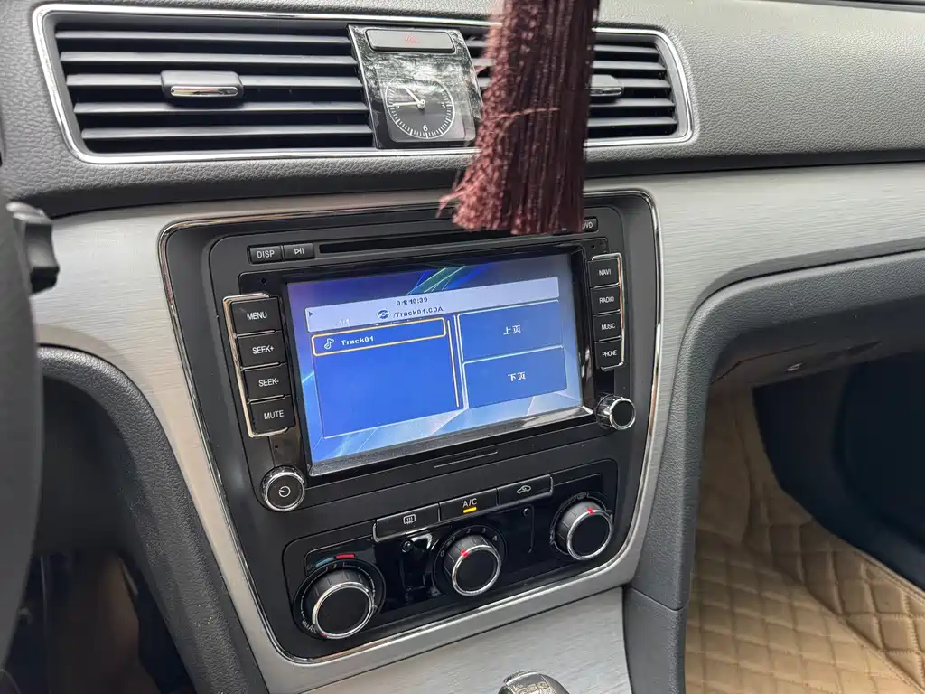 Volkswagen Passat — миниатюра 14