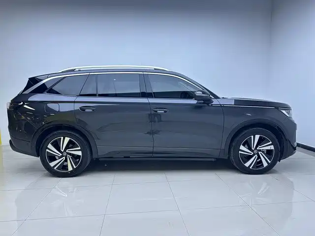 Volkswagen Tavendor 2023 380TSI R-Line
