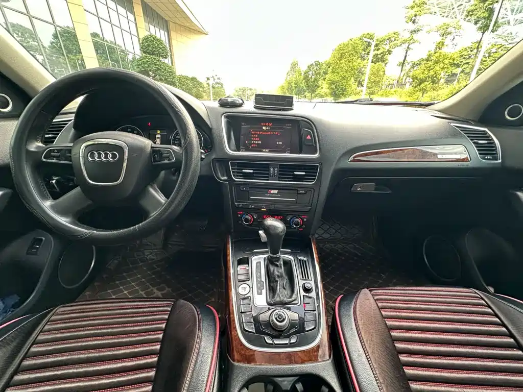 Audi Q5 — миниатюра 12