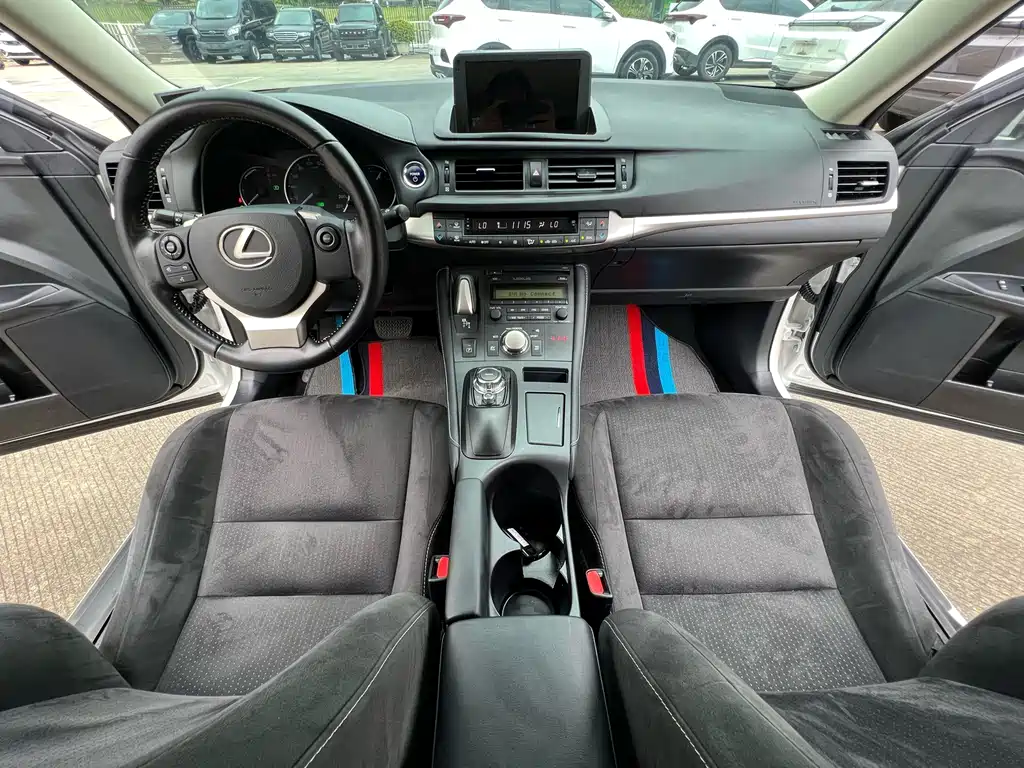 Lexus CT — фотографии объявления, Фото 15