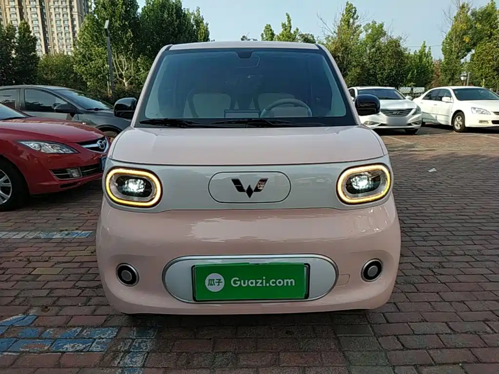 Wuling MINIEV — миниатюра 3