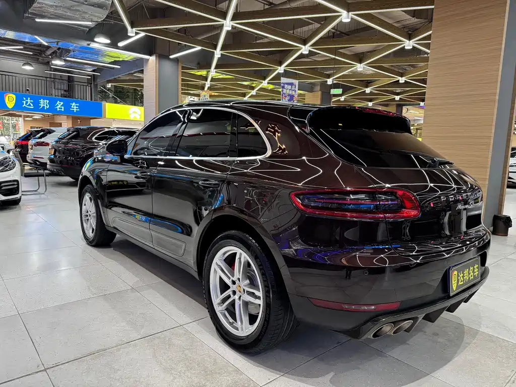 Porsche Macan — миниатюра 14