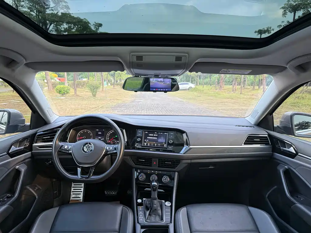 Volkswagen Sagitar — миниатюра 5