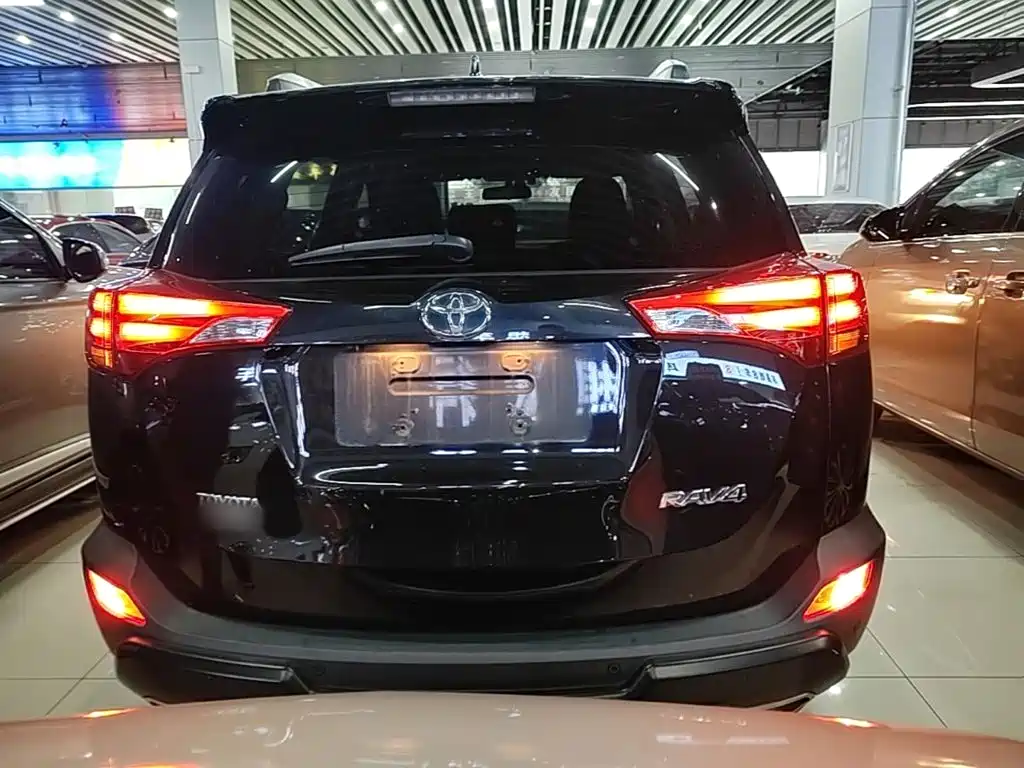Toyota RAV4 2015 2.0L CVT