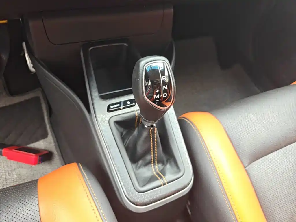 Geely Vision X1 — миниатюра 14