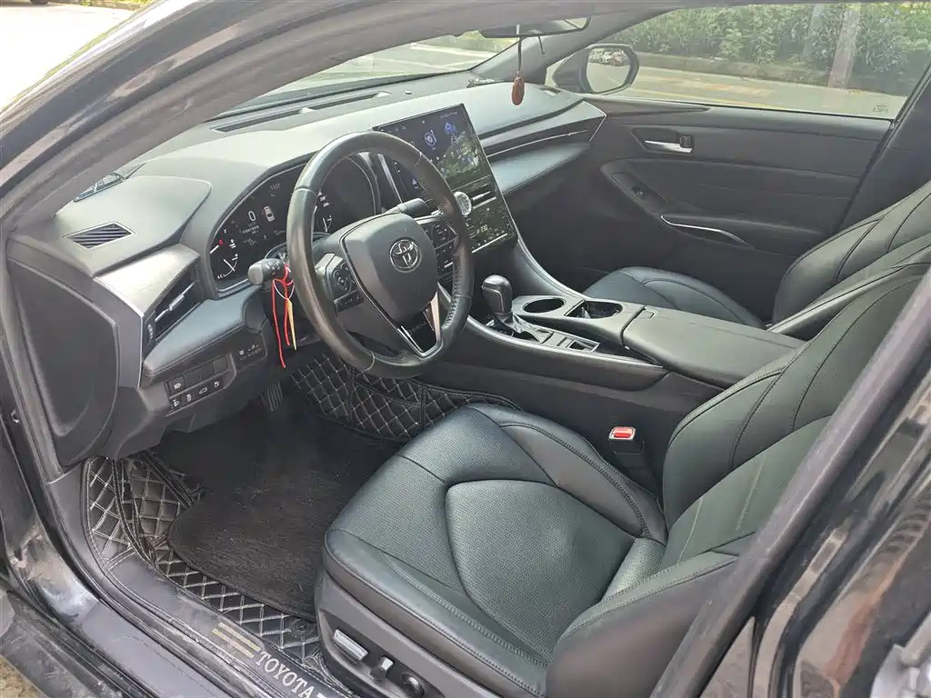 Toyota Avalon — миниатюра 9