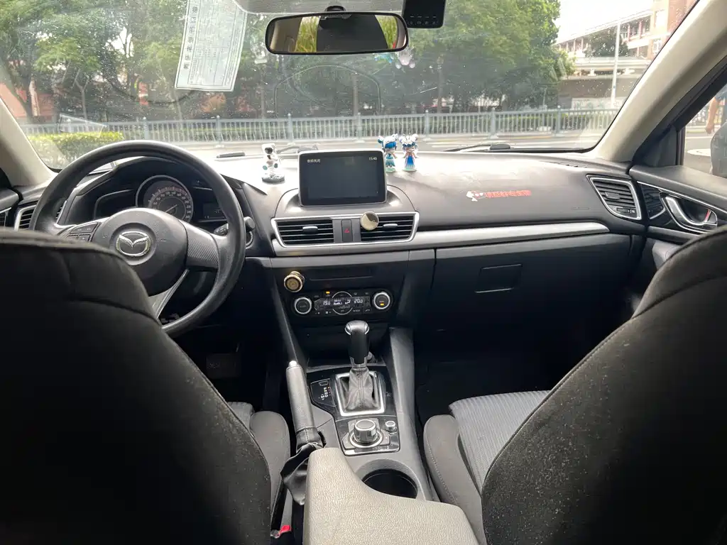 Mazda 3 Axela — миниатюра 13