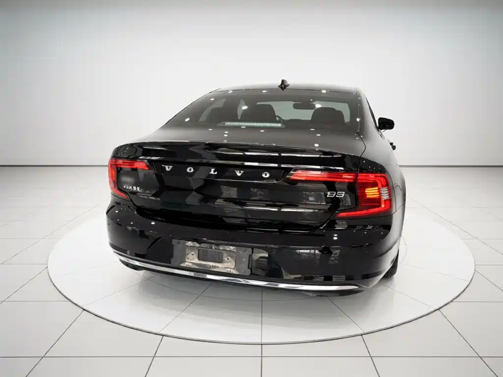Volvo S90 2022 B5 Luxury