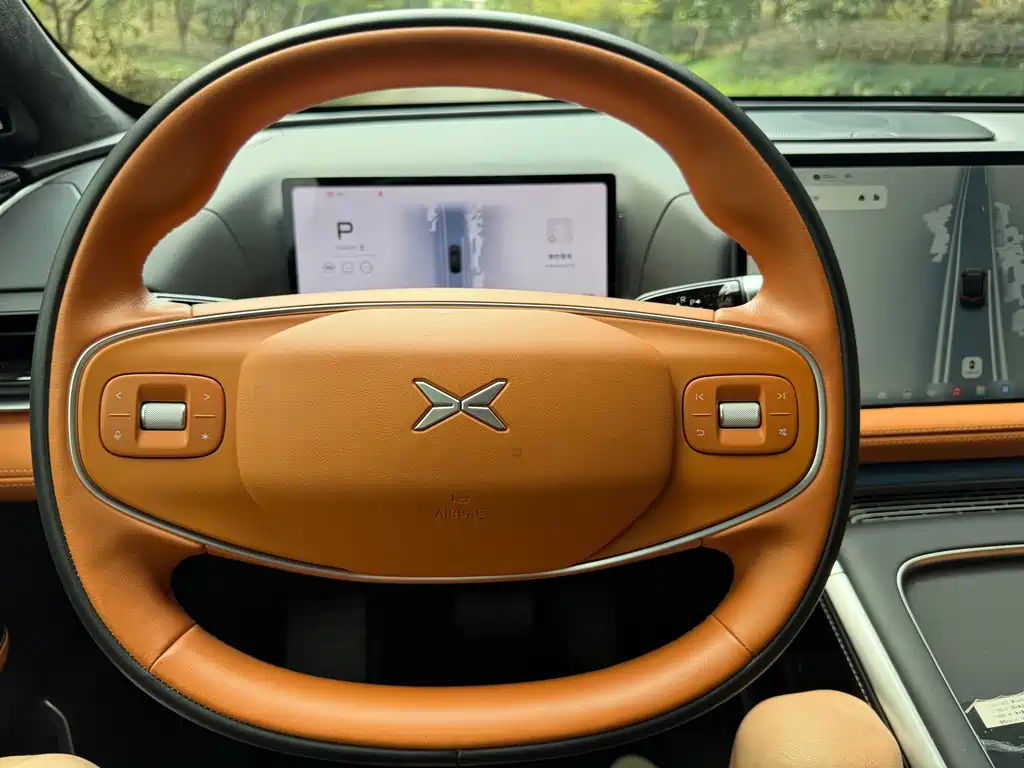XPeng G9 — миниатюра 11