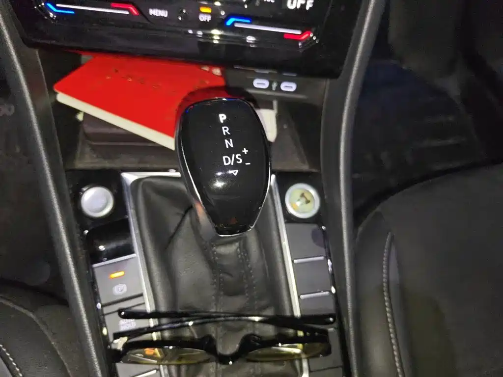 Volkswagen Sagitar — миниатюра 15