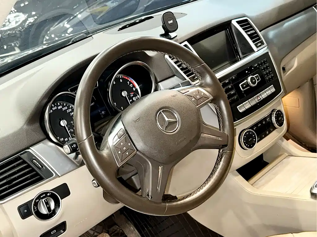Mercedes-Benz M 2014 ML 320 4MATIC
