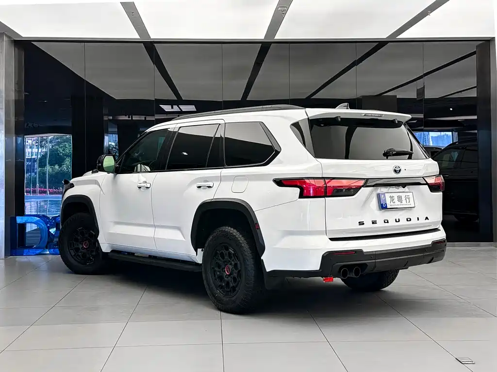 Toyota Sequoia 2023 3.5T AT