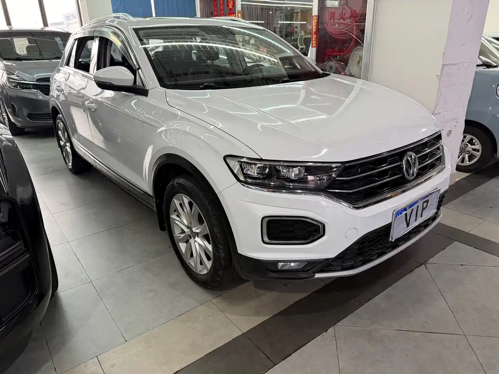 Volkswagen T-Roc — миниатюра 3