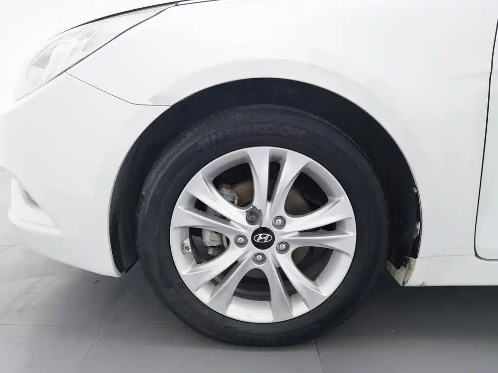 Hyundai Sonata — миниатюра 17