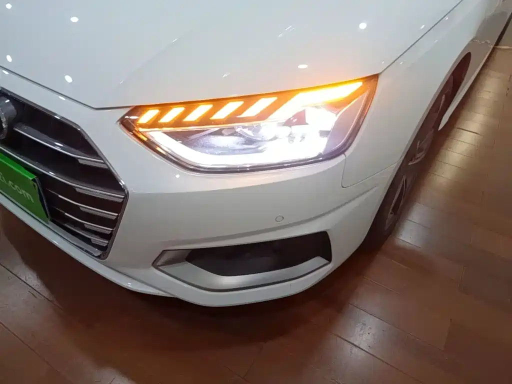 Audi A4L — миниатюра 24