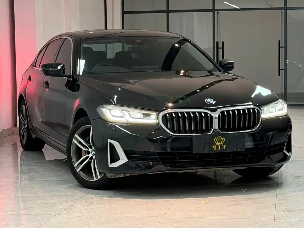 BMW 5 Series 2021
