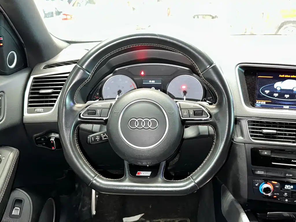 Audi SQ5 — миниатюра 13