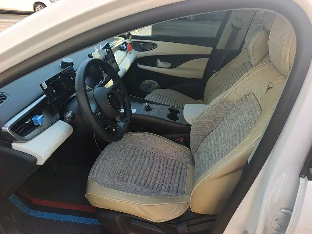 BYD Seal 05 DM-i — миниатюра 11