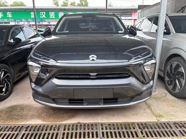 2021 Nio ES6