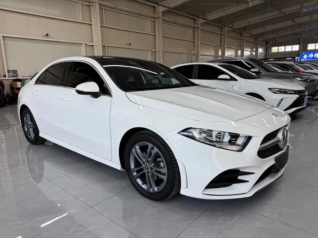 Mercedes-Benz A-Class — миниатюра 3