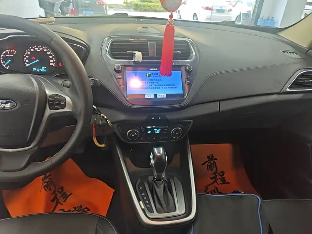 Ford Escort — миниатюра 13