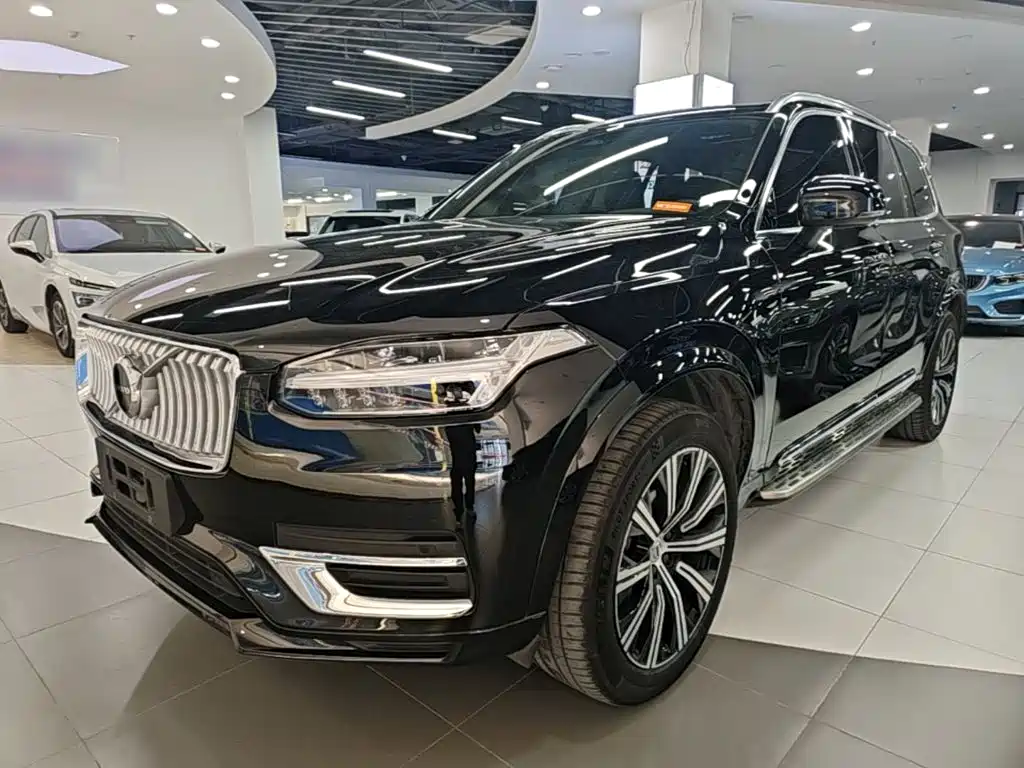Volvo XC90 2024 B5 Luxury 7 мест
