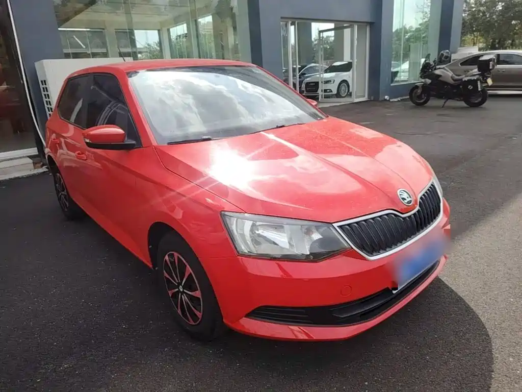Skoda Fabia — миниатюра 4