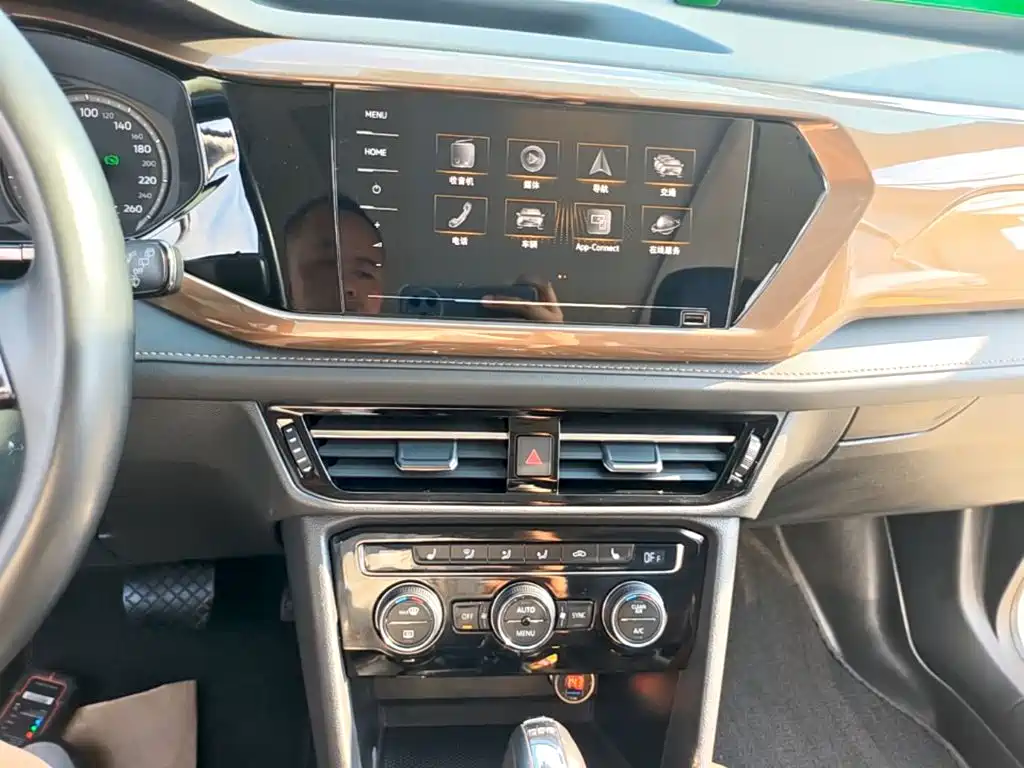 Volkswagen Tharu — миниатюра 13
