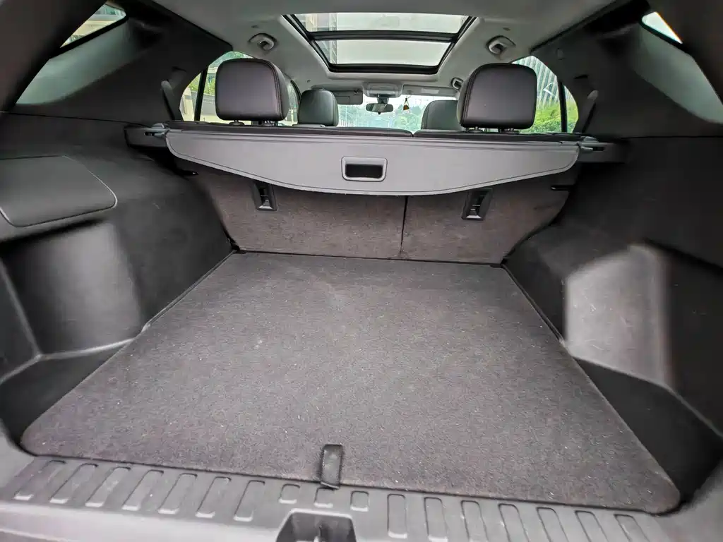 Chevrolet Equinox — миниатюра 17