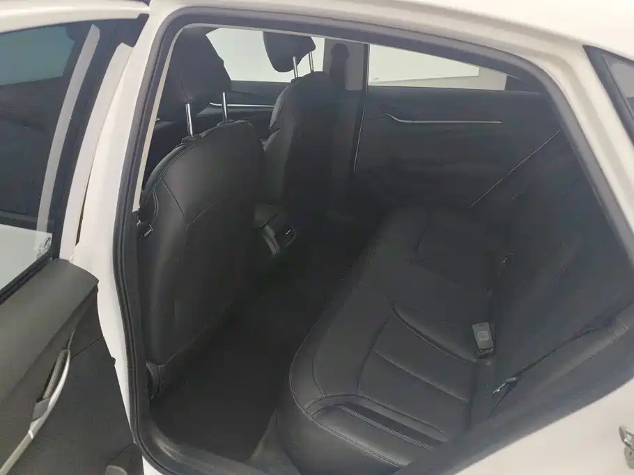 Buick Excelle — миниатюра 11