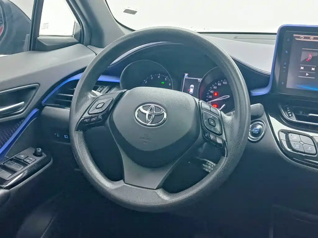Toyota C-HR — миниатюра 6